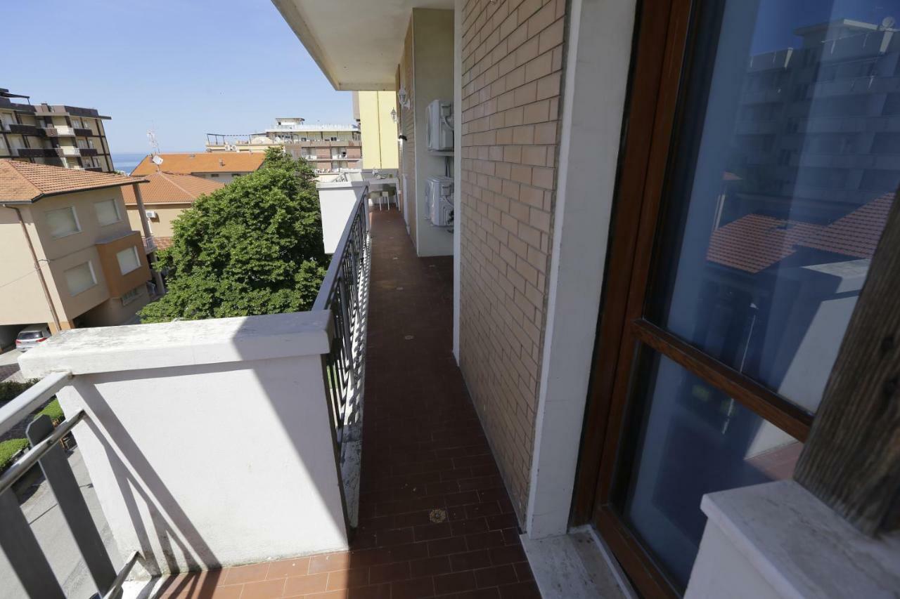 Appartamenti Feel Good Rimini Zewnętrze zdjęcie